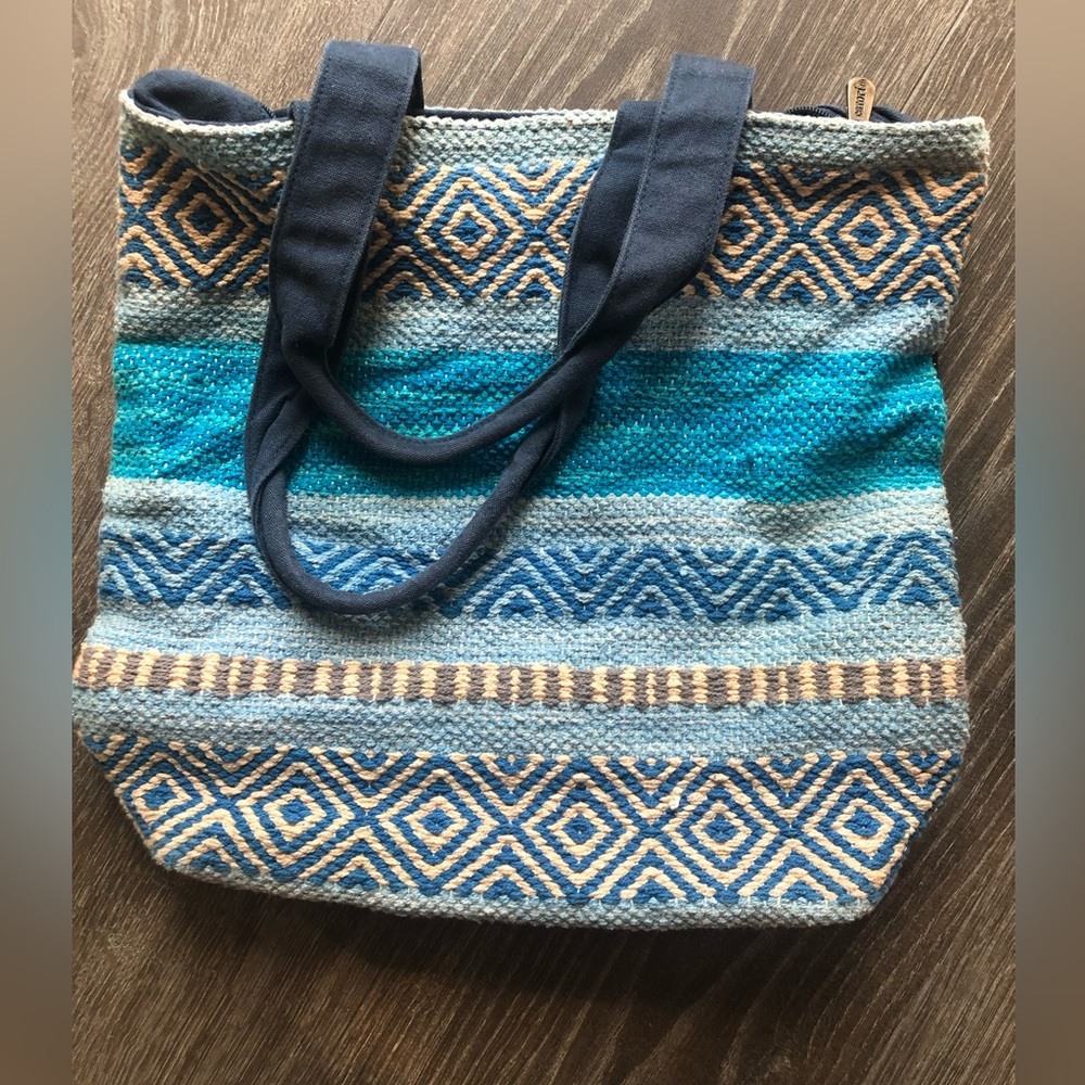 Catori Tote Bag